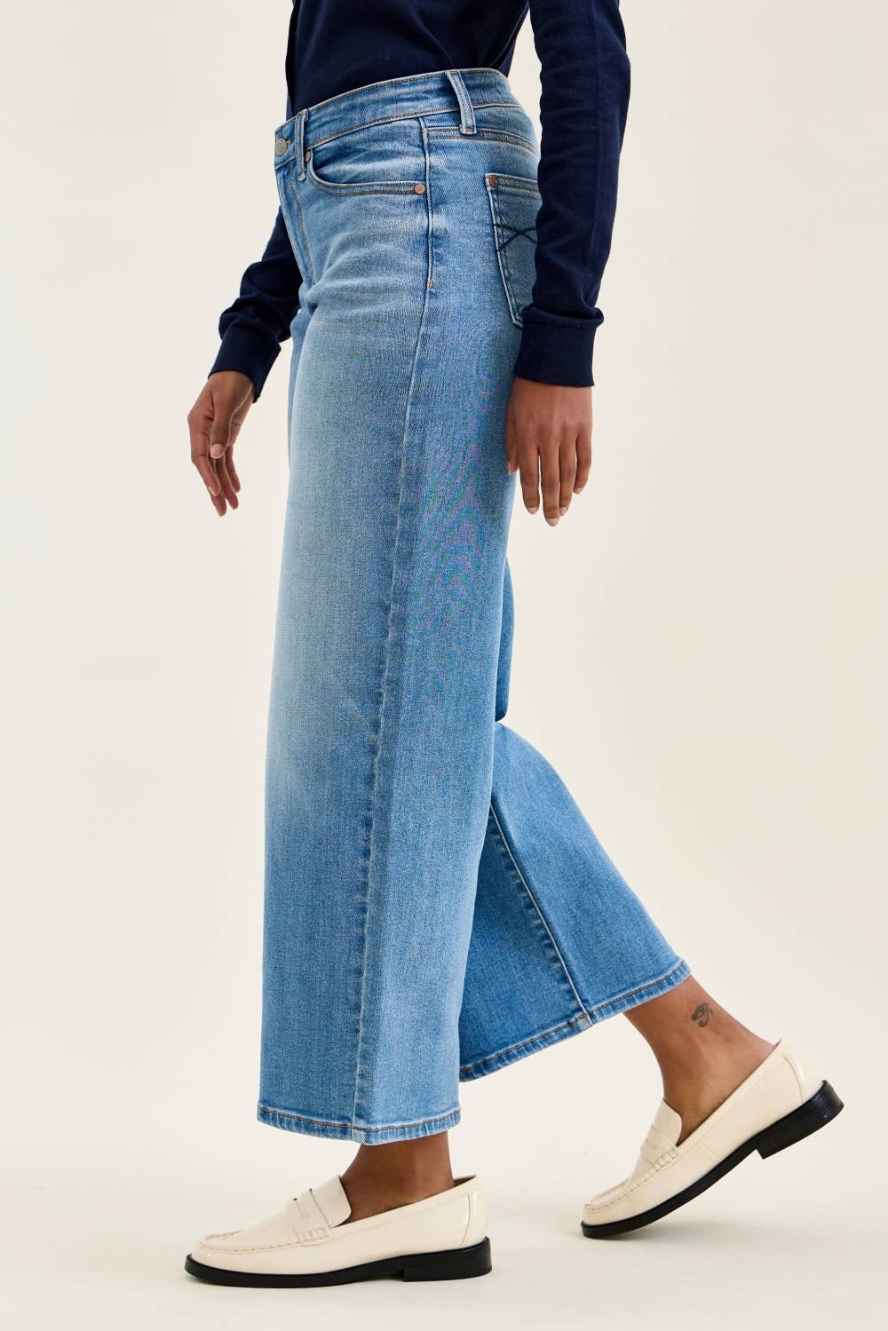 Claudia Wide Leg Jeans in Ease Blue - Judy Blues
