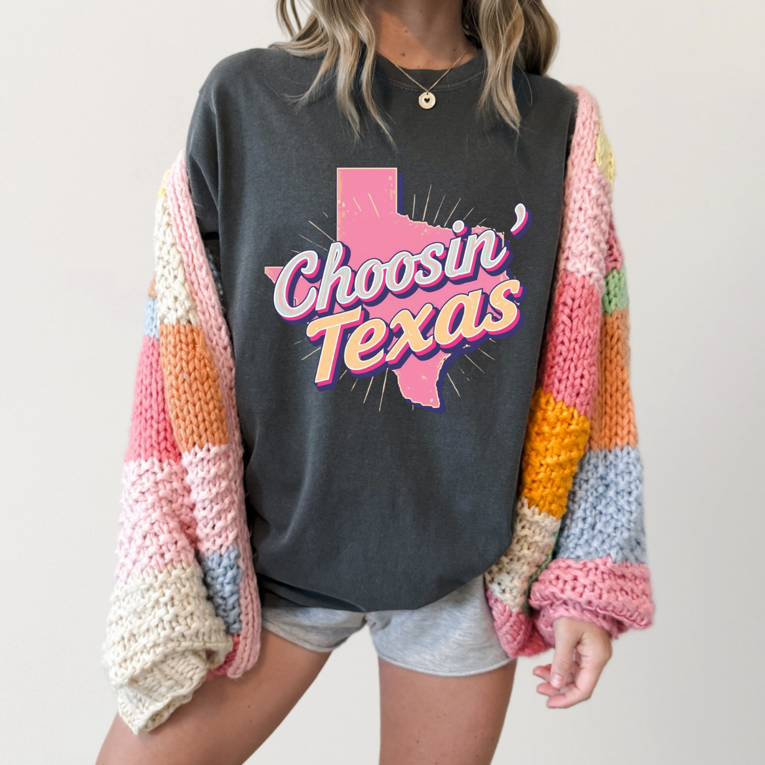Choosin’ Texas Graphic Tee