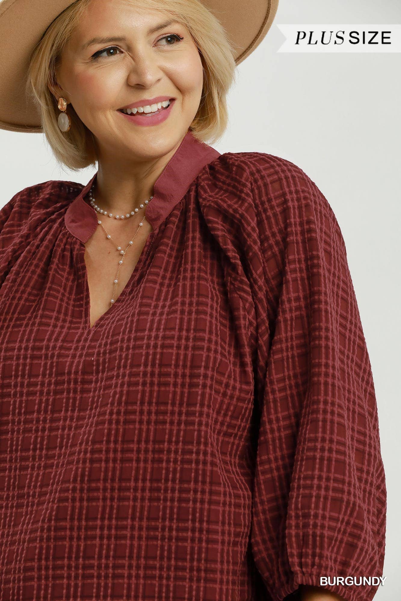 Plus Textured Plaid Scallop Hem Detail Top