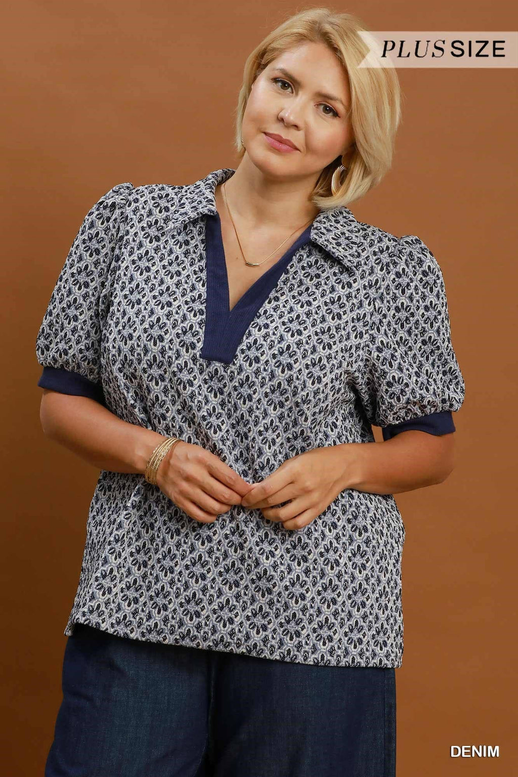 Collared Puff Sleeve Plus Top
