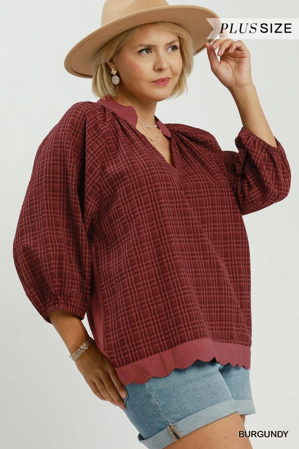 Plus Textured Plaid Scallop Hem Detail Top