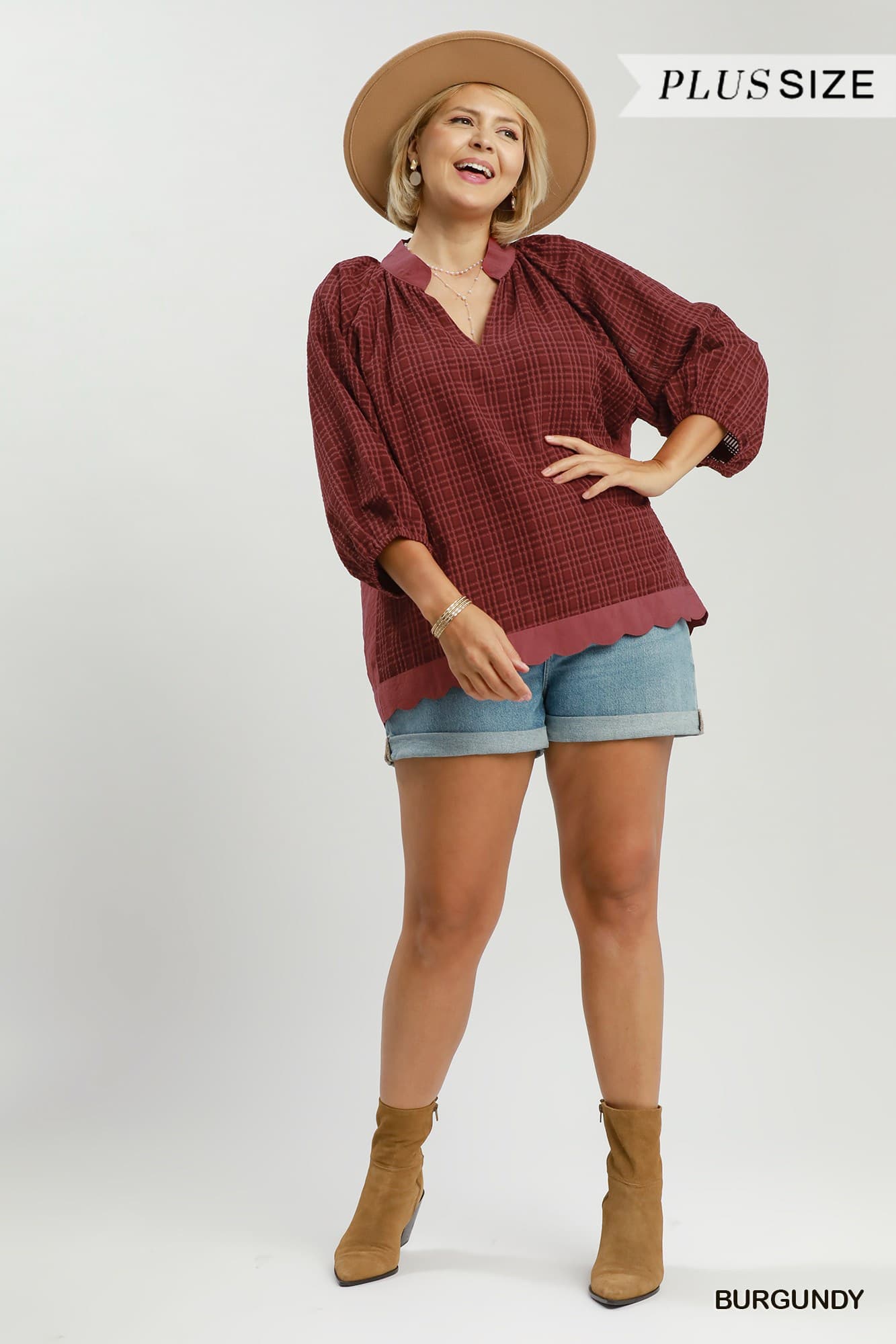Plus Textured Plaid Scallop Hem Detail Top